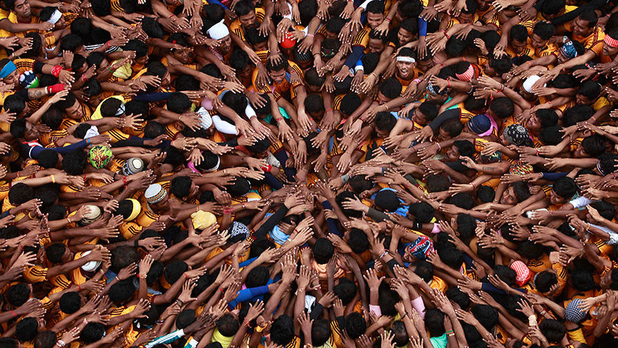 APTOPIX India Hindu Festival pic905 895x505 14632